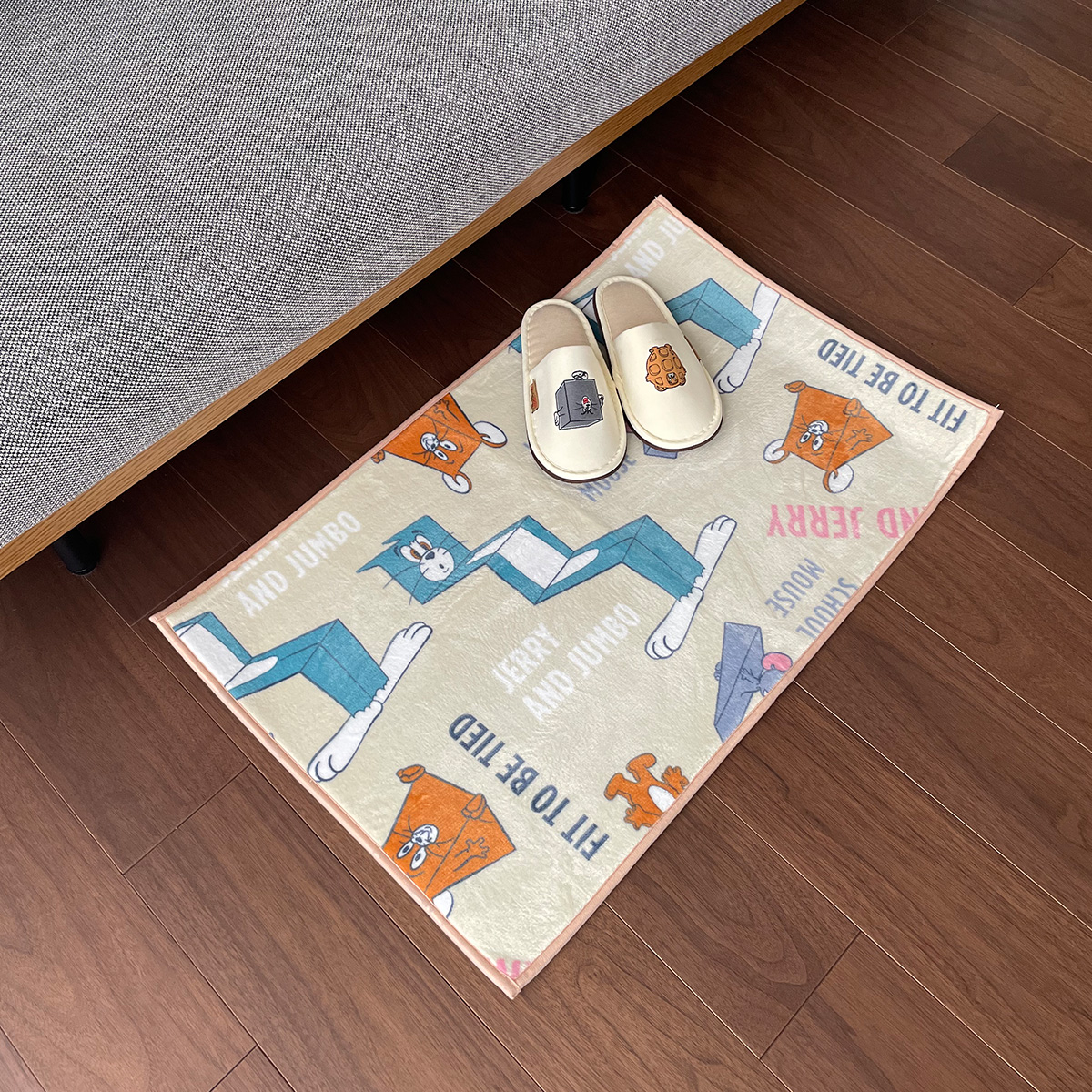 トムとジェリー メニーファニーラグ 小 - TOM AND JERRY Official