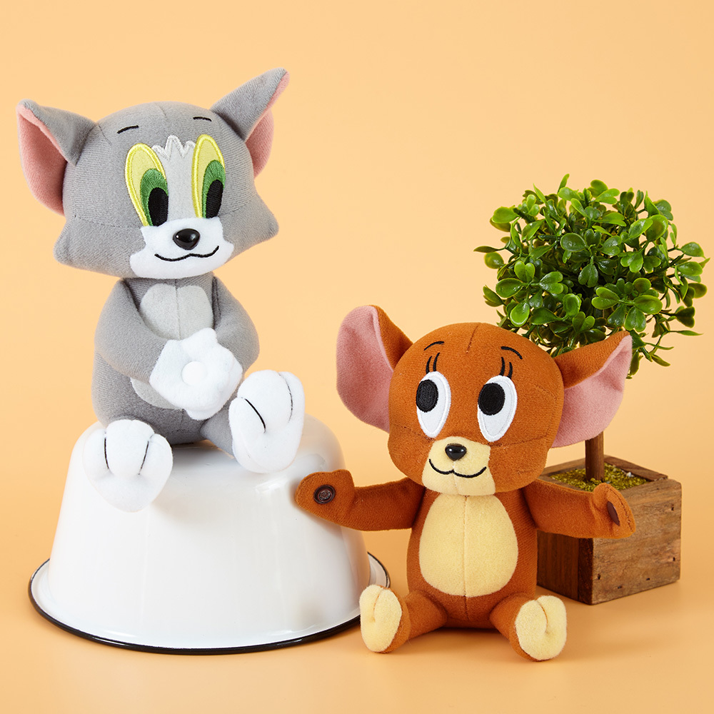 トムとジェリー ぎゅっとなかよし トム Tom And Jerry Official Online Store
