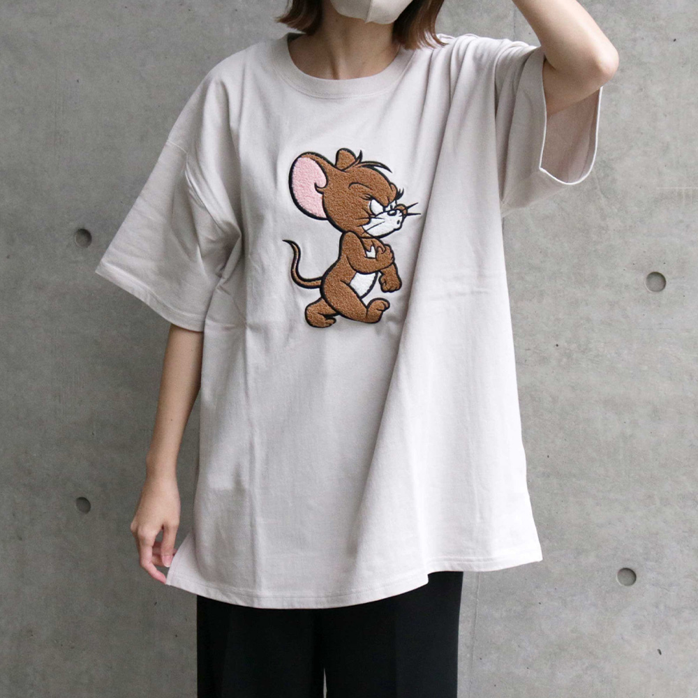 トムとジェリー　レディース　サガラ刺繍　かわいい　Tシャツ　半袖　カメラ　アニメ tシャツ WARNER TOM＆JERRY（トムとジェリー）キャラクター