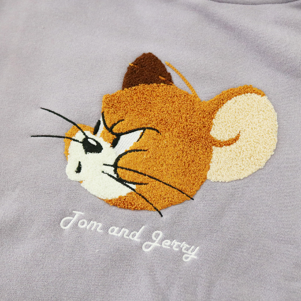 トムとジェリー　タフィー　刺繍　かわいい　筆　裏起毛　トレーナー　アニメ トムとジェリー タフィー 刺繍 かわいい 筆 裏起毛 トレーナー