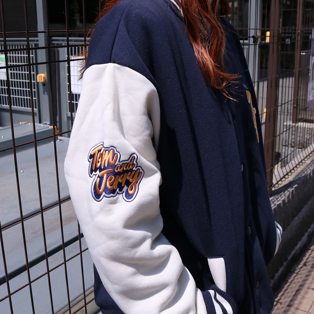 トムとジェリー 裏起毛サガラ刺繍スタジャン - TOM AND JERRY