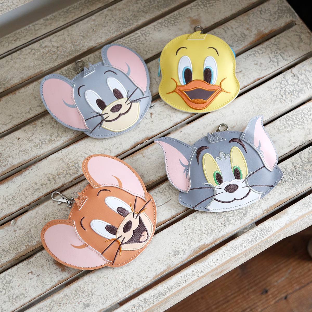 トムとジェリー カード入れ付ドアップポーチ - TOM AND JERRY Official