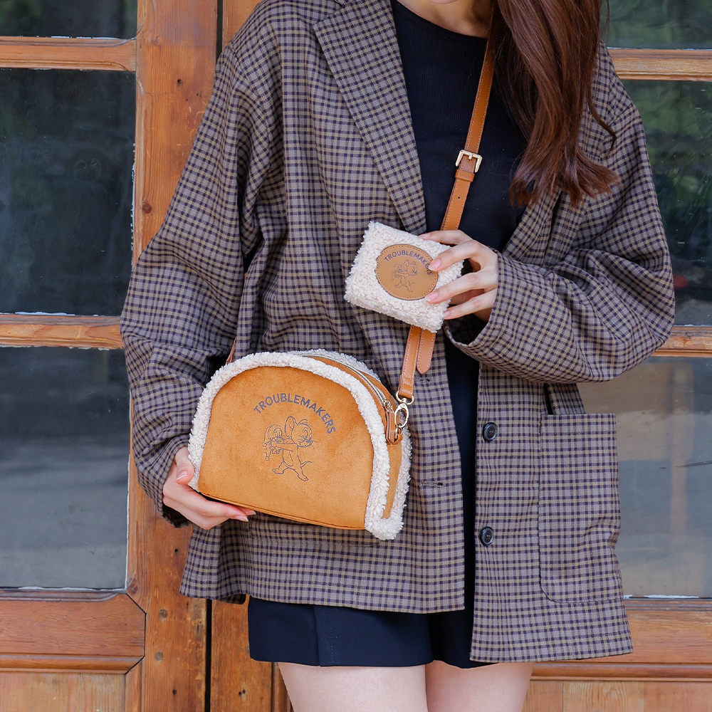 TOM and JERRY フレンズボアミニウォレット - TOM AND JERRY Official